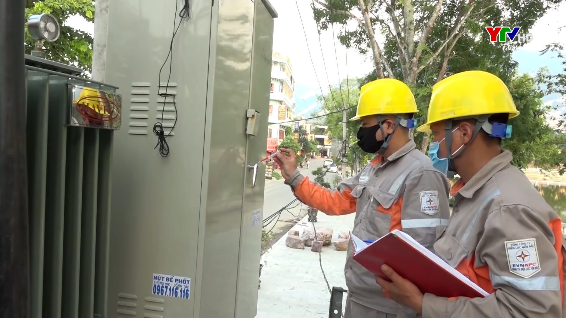 Điện lực Lục Yên đảm bảo cung cấp điện an toàn và ổn định cho khách hàng