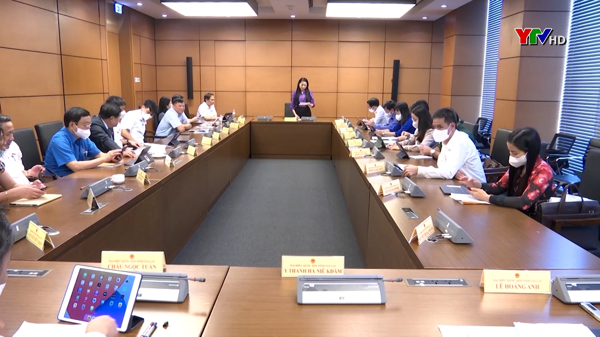 Đoàn ĐBQH tỉnh Yên Bái thảo luận tại Tổ về Kế hoạch đầu tư công trung hạn giai đoạn 2021 - 2025