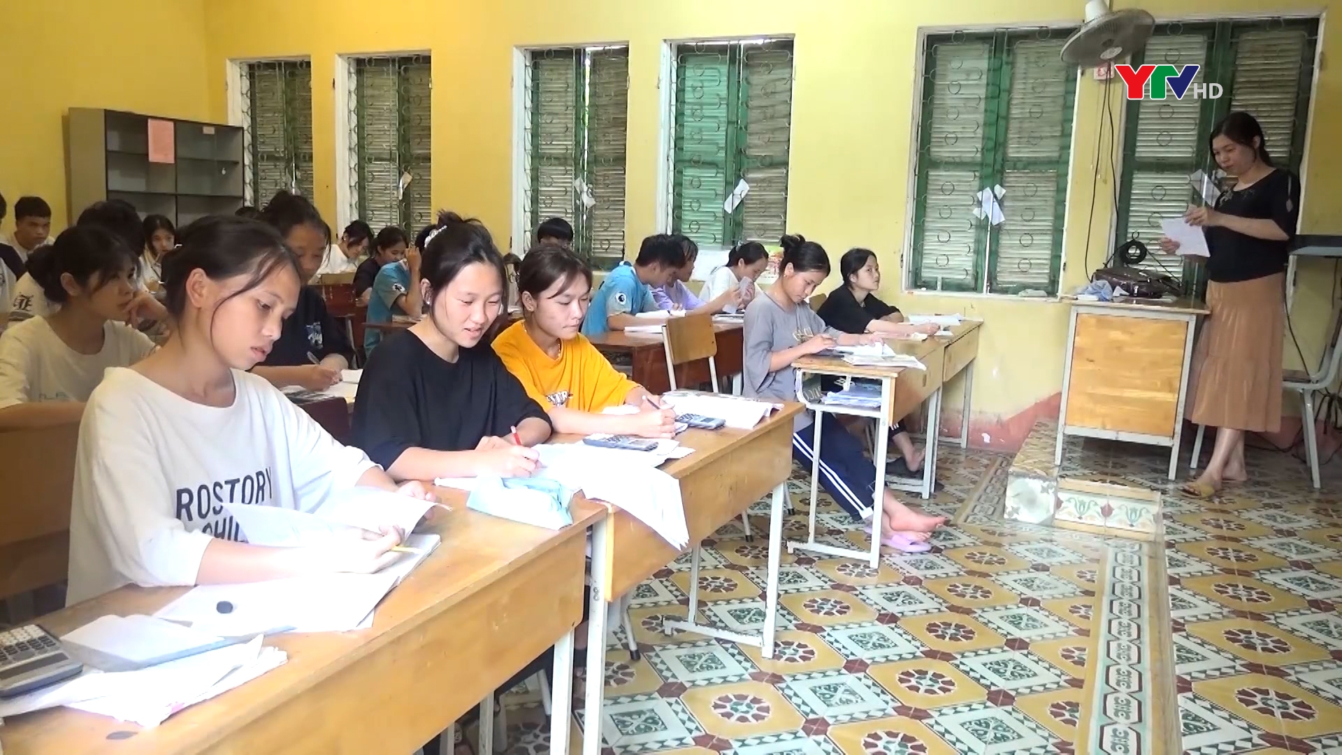 Các trường trên địa bàn thị xã Nghĩa Lộ tập trung ôn luyện chuẩn bị cho kỳ thi THPT năm 2022