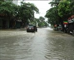 Thị xã Nghĩa Lộ nhiều điểm ngập úng do mưa to kéo dài