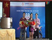 Ngân hàng Liên Việt trao thưởng cho khách hàng