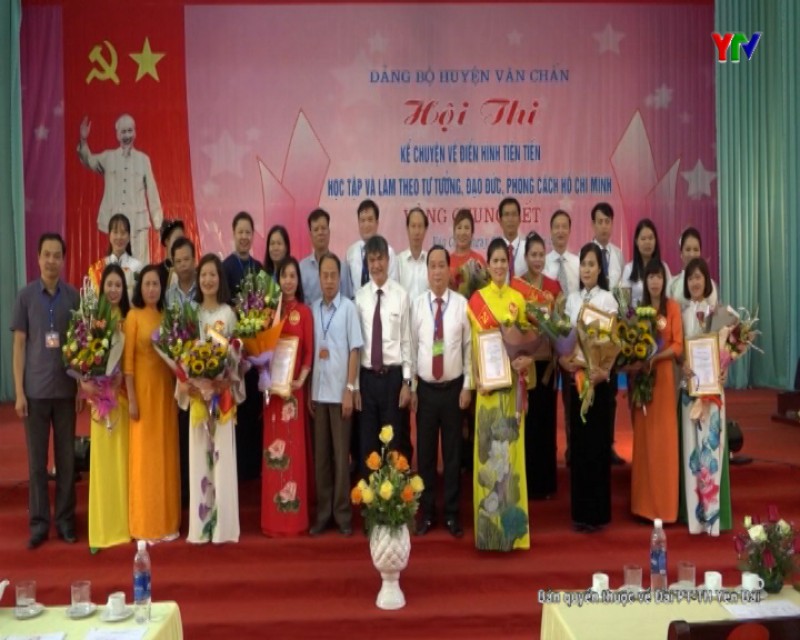 Văn Chấn tổ chức thành công vòng chung kết Hội thi kể chuyện về Bác Hồ