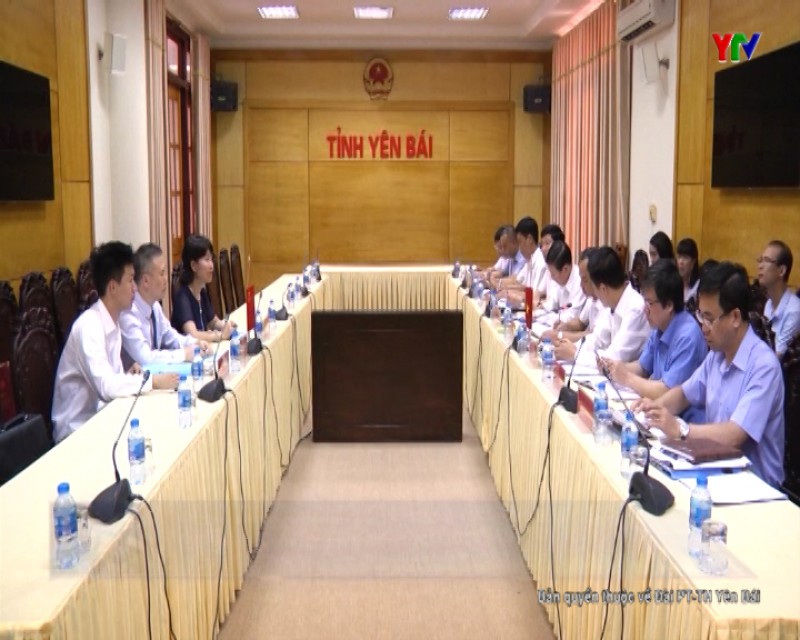 Đoàn công tác của Đại sứ quán Trung Quốc tại Việt Nam làm việc tại tỉnh Yên Bái