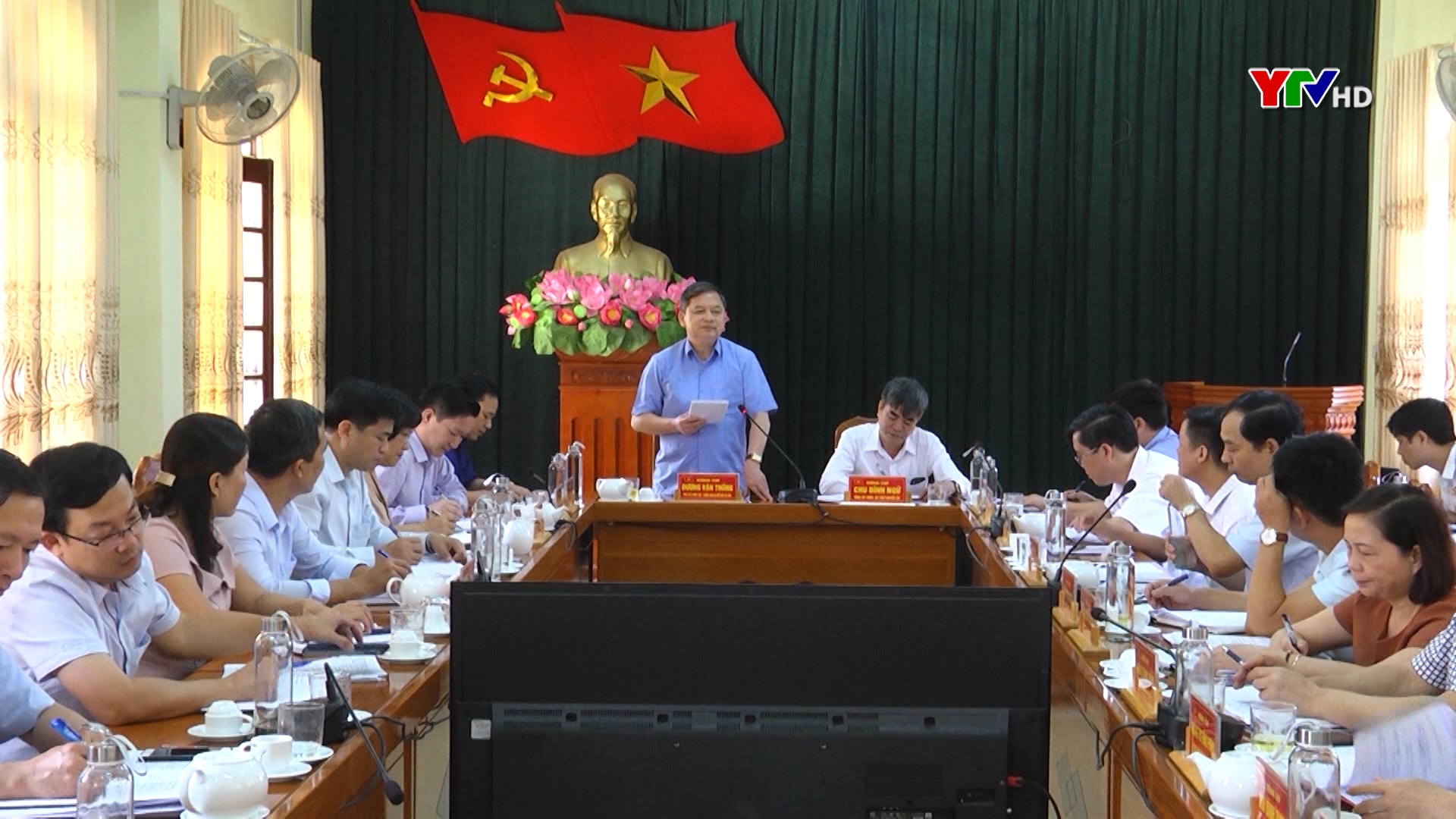 Đồng chí Phó Bí thư Thường trực Tỉnh ủy Dương Văn Thống làm việc tại huyện Văn Chấn