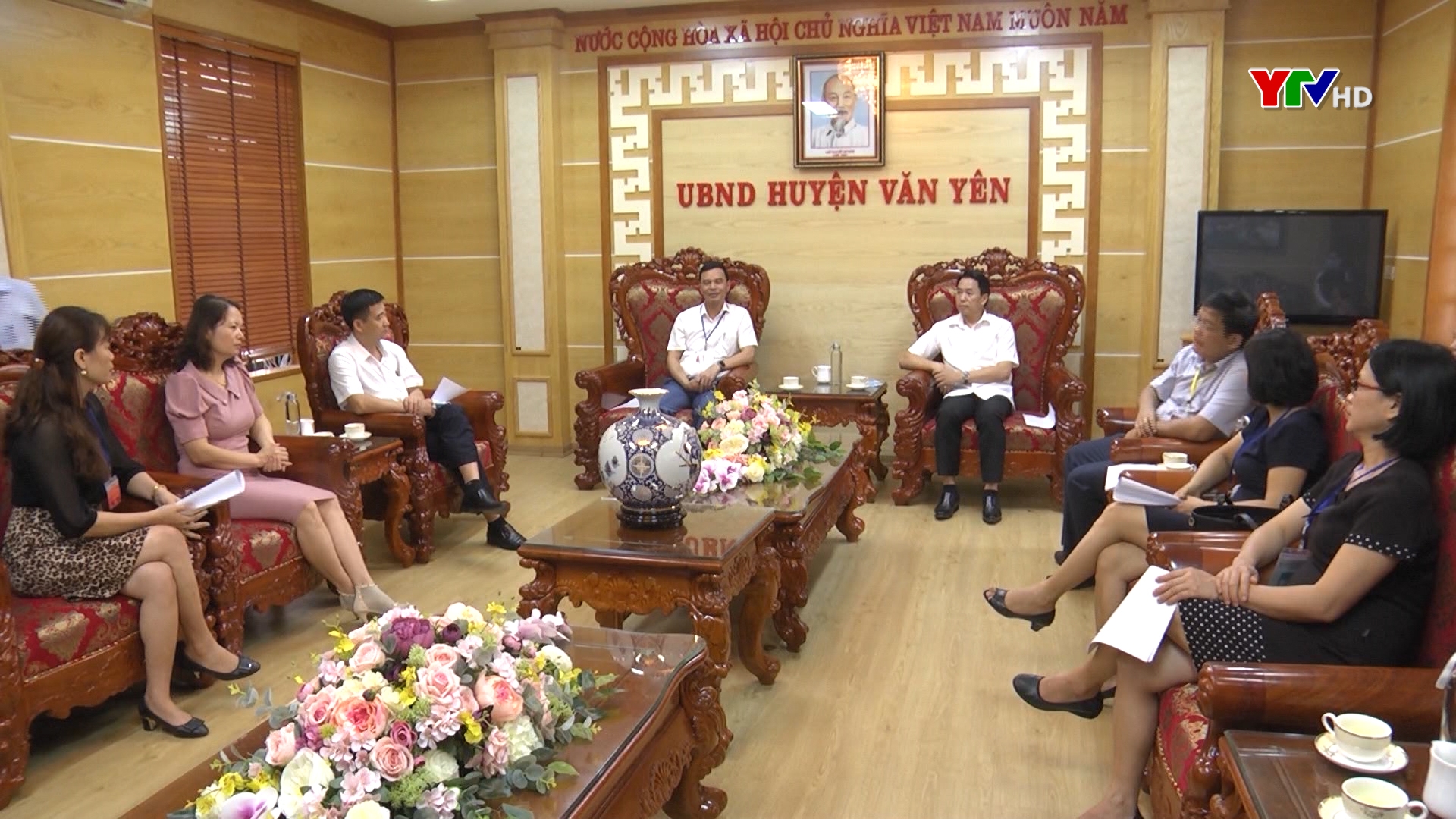 Đồng chí Dương Văn Tiến – Phó Chủ tịch UBND tỉnh kiểm tra thi tốt nghiệp THPT tại huyện Văn Yên