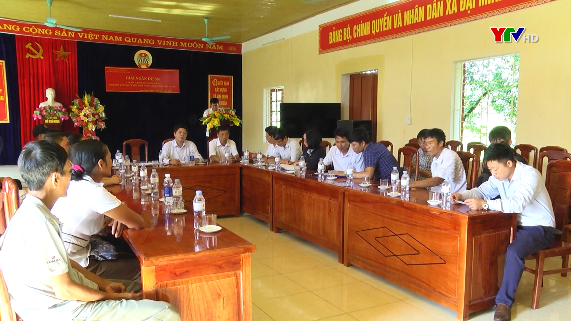 Hội Nông dân tỉnh giải ngân nguồn Quỹ hỗ trợ thực hiện" Dự án chăn nuôi trâu, bò sinh sản" tại  Yên Bình