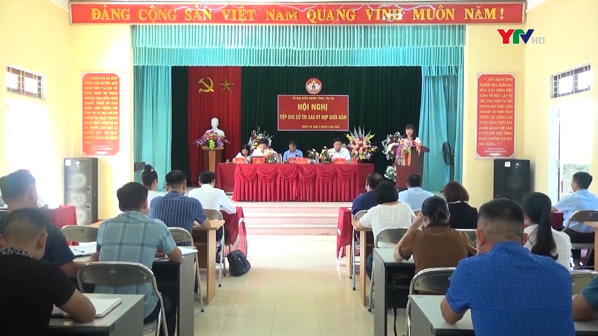 Tổ đại biểu HĐND tỉnh tiếp xúc cử tri thị xã Nghĩa Lộ