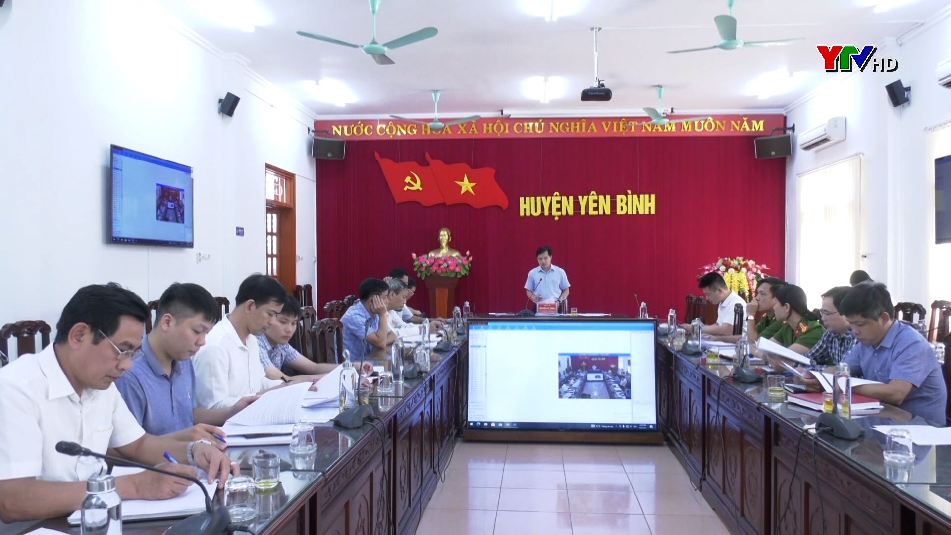 Huyện Yên Bình bàn các giải pháp đẩy nhanh công tác tiêm vắc xin phòng COVID-19