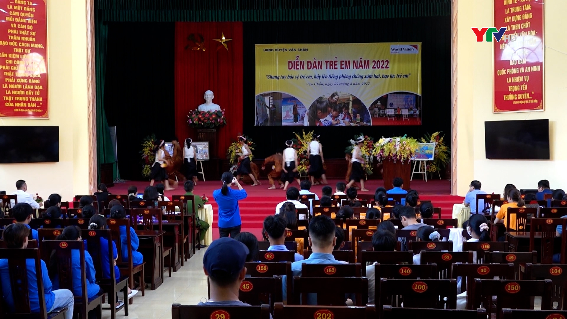 Huyện Văn Chấn tổ chức diễn đàn trẻ em năm 2022
