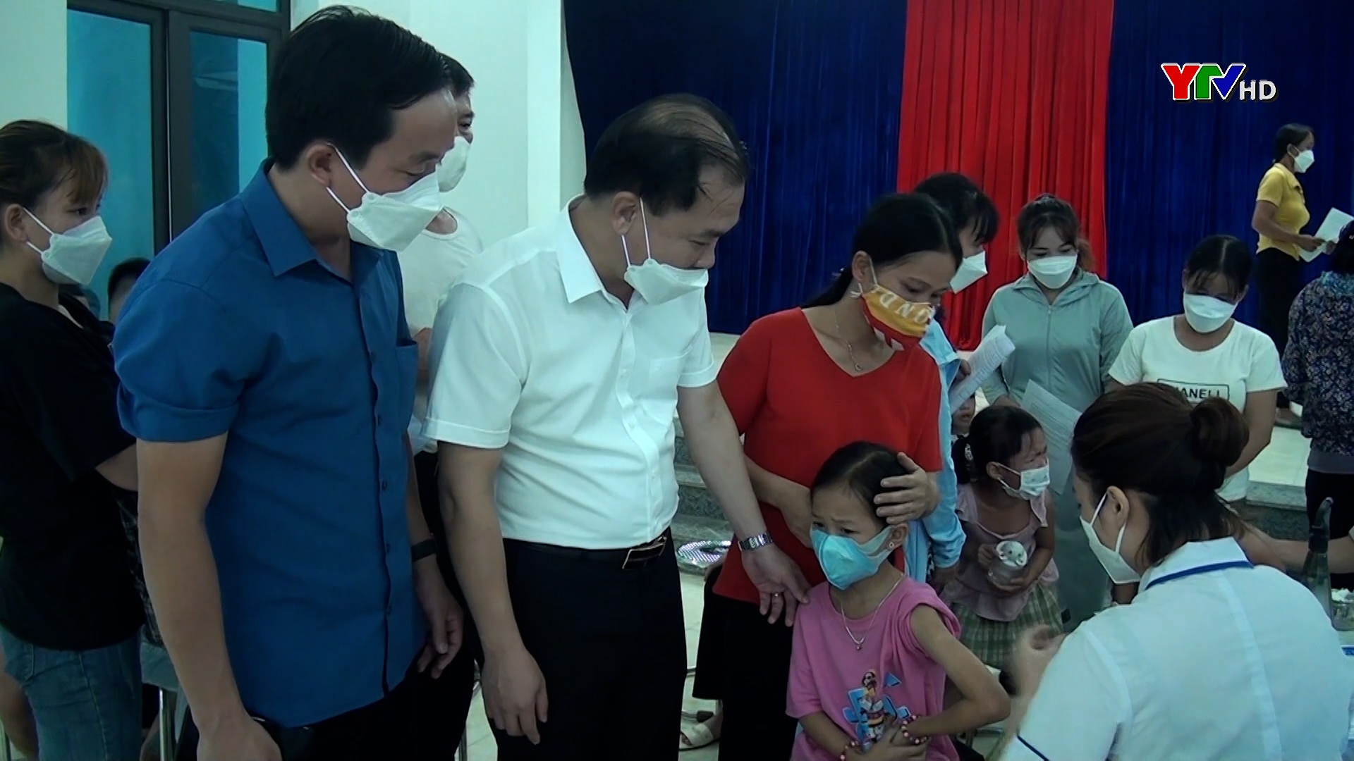 Huyện Yên Bình thành lập 6 đoàn kiểm tra giám sát công tác tiêm chủng vắc xin phòng COVID-19