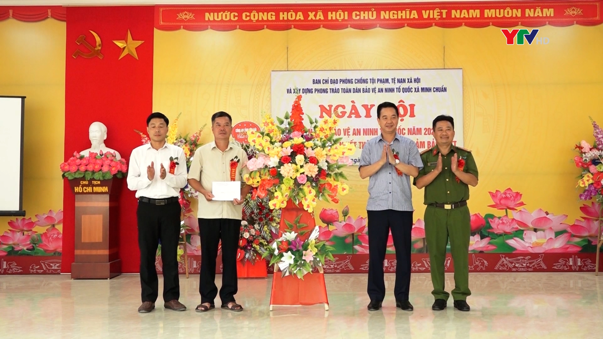 Lục Yên  tổ chức Ngày hội điểm phong trào “Toàn dân bảo vệ an ninh Tổ quốc” tại xã Minh Chuẩn