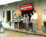 Hội Phụ nữ huyện Trấn Yên bàn giao 2 nhà mái ấm tình thương cho hội viên nghèo