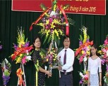 Đ/c Nông Văn Lịnh - Chủ tịch UB MTTQ tỉnh dự khai giảng năm học mới tại Trường PTDTNT THCS huyện Văn Chấn