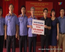 Đoàn công tác của Viện Kiểm sát nhân dân tối cao trao 100 triệu đồng hỗ trợ nhân dân huyện Mù Cang Chải
