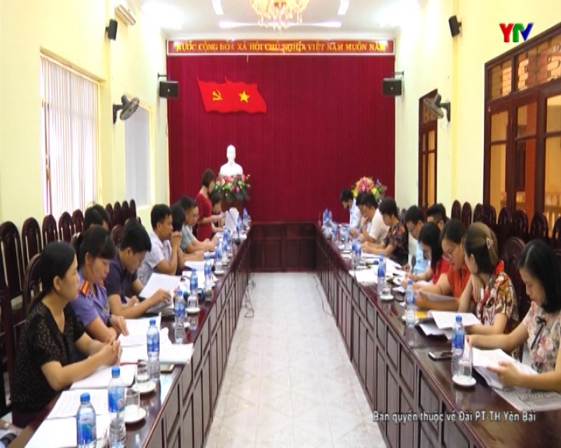 Đoàn công tác Bộ Tư pháp làm việc với UBND thành phố Yên Bái