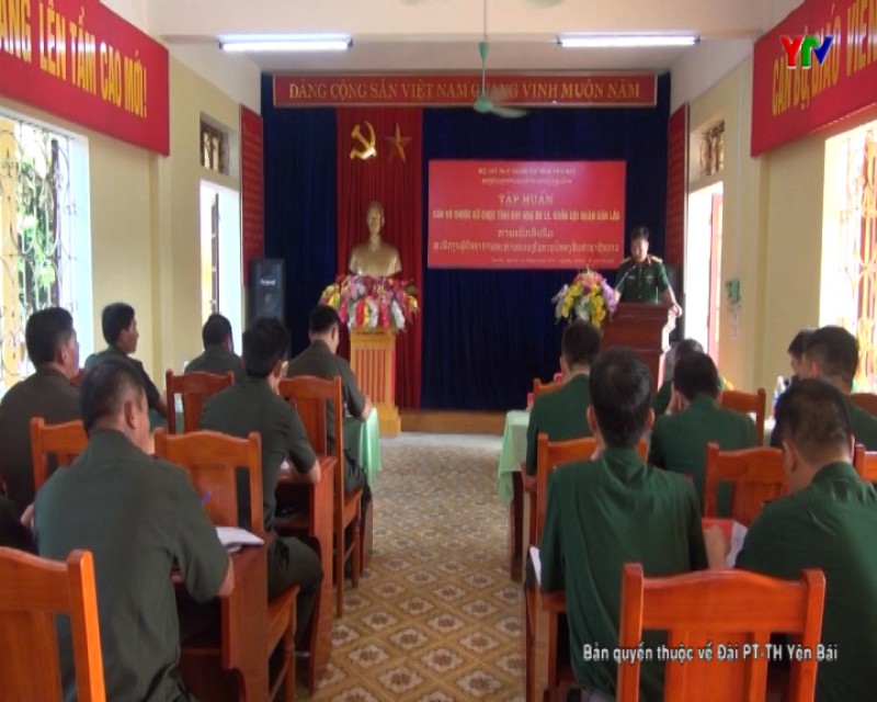 Tập huấn cho cán bộ Bộ CHQS tỉnh Xay Nha Bu Ly (QĐND Lào)