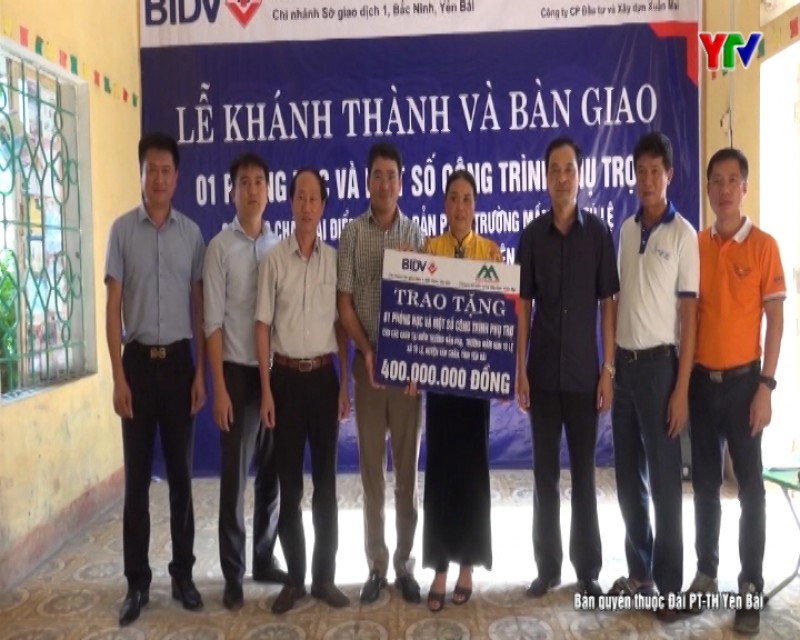 Bàn giao công trình phòng học cho trường Mầm non xã Tú Lệ, huyện Văn Chấn