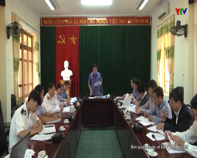 Phó Chủ tịch UBND tỉnh Nguyễn Văn Khánh kiểm tra công tác phòng chống dịch tả lợn châu Phi tại huyện Trạm Tấu