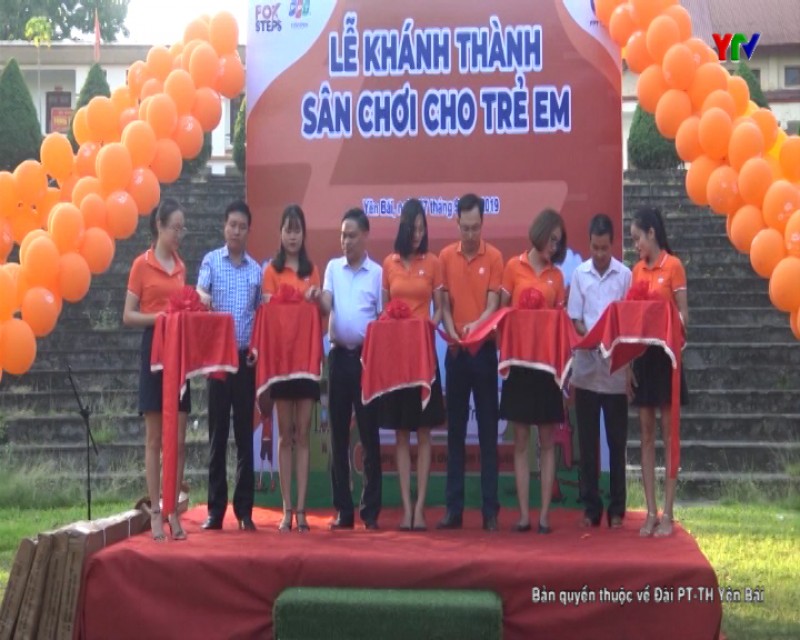 Công ty CP Viễn thông FPT Telecom khánh thành sân chơi cho trẻ em tại huyện Trấn Yên