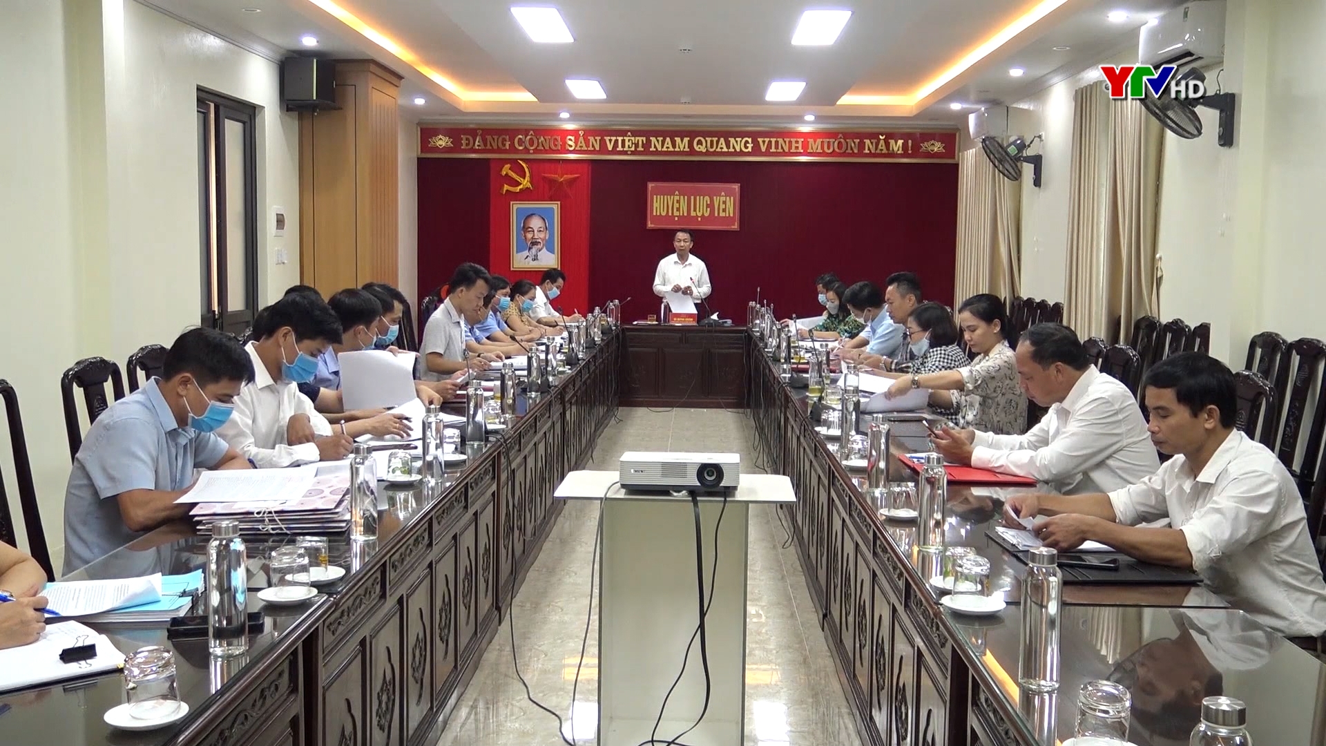 Đồng chí Vũ Quỳnh Khánh - PCT Thường trực HĐND tỉnh giám sát tại huyện Lục Yên