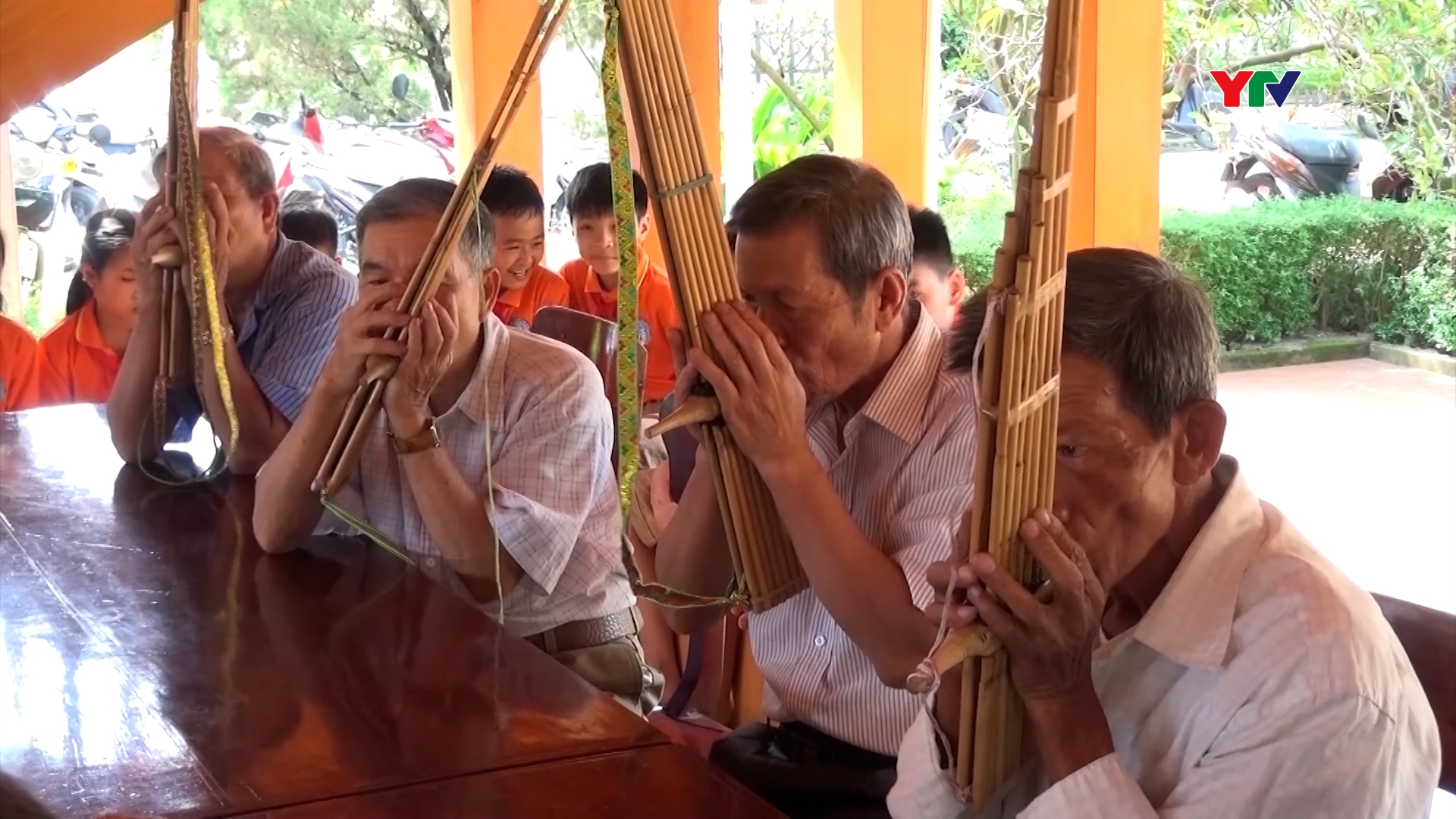 Khèn bè – Nhạc cụ độc đáo của người Thái Mường Lò