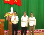 Trấn Yên trao giải cuộc thi “tìm hiểu lịch sử mối quan hệ Việt Nam- Lào, Lào-Việt Nam”