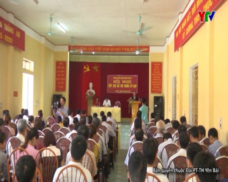 Đoàn đại biểu Quốc Hội khóa XIV tỉnh Yên Bái tiếp xúc cử tri huyện Văn Yên