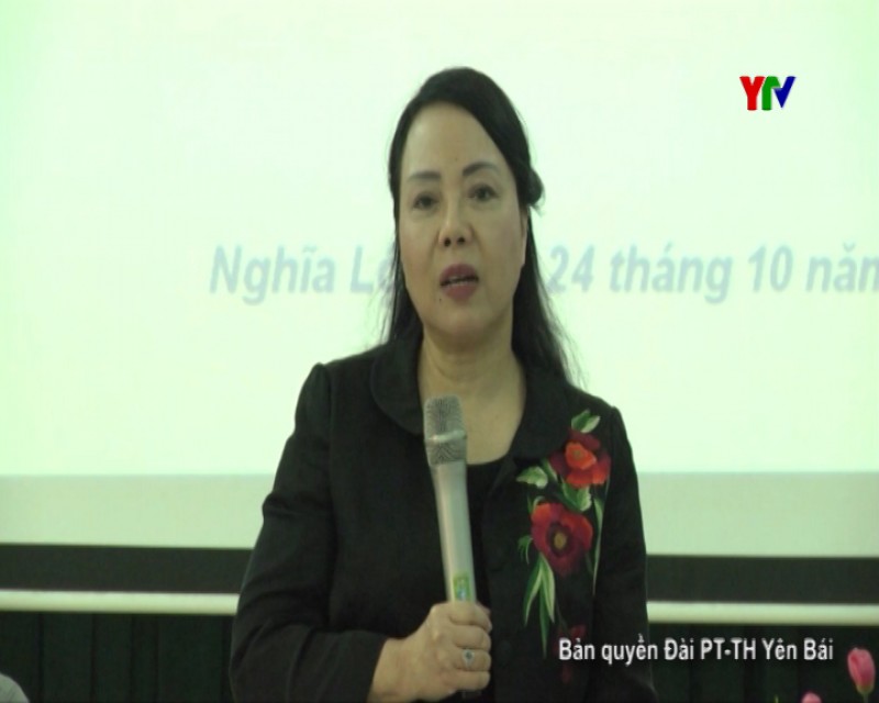 Bộ trưởng Bộ Y tế Nguyễn Thị Kim Tiến làm việc với lãnh đạo tỉnh Yên Bái.