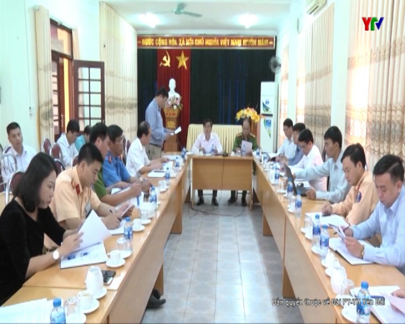 Ban ATGT tỉnh làm việc tại huyện Văn Chấn