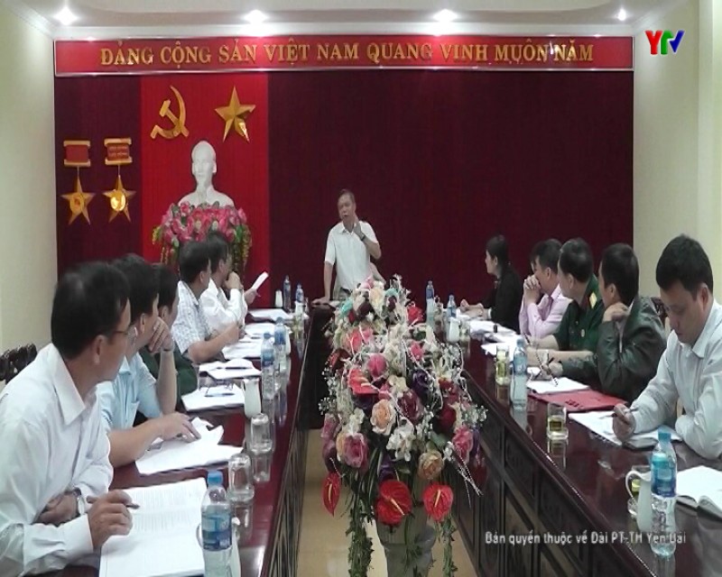 Đ/c Chủ tịch Ủy ban MTTQ tỉnh Nông Văn Lịnh làm việc tại huyện Văn Yên
