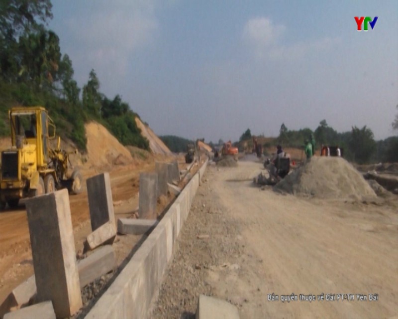 Đẩy nhanh tiến độ thi công dự án đường nối Quốc lộ 32C với cao tốc Nội Bài - Lào Cai
