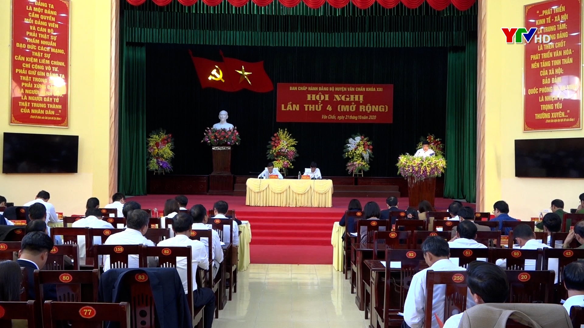 Hội nghị Ban Chấp hành Đảng bộ huyện Văn Chấn lần thứ 4  (mở rộng)