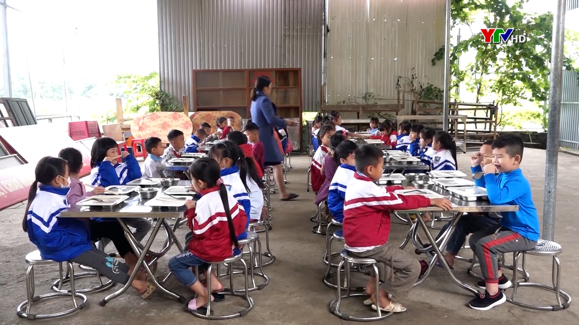 Thị xã Nghĩa Lộ tháo gỡ khó khăn cho học sinh bán trú