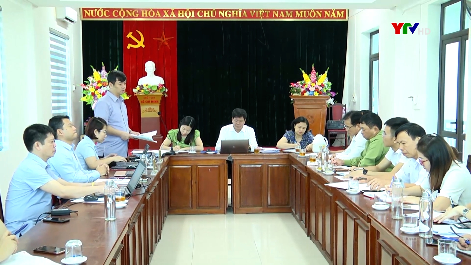 Đồng chí Chủ nhiệm UBKT Tỉnh ủy Nguyễn Minh Toàn dự sinh hoạt Chi bộ tại thị xã Nghĩa Lộ