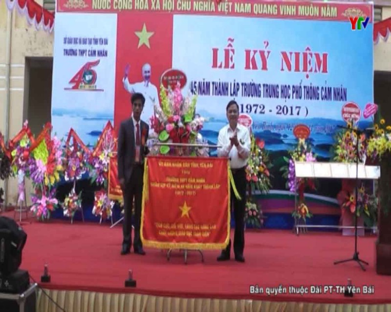 Trường THPT Cảm Nhân huyện Yên Bình kỷ niệm 45 năm thành lập