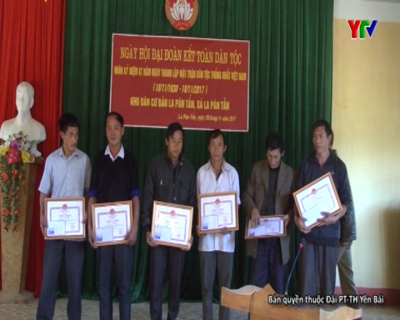 Huyện Mù Cang Chải tổ chức nhiều hoạt động trong Ngày hội đại đoàn kết dân tộc