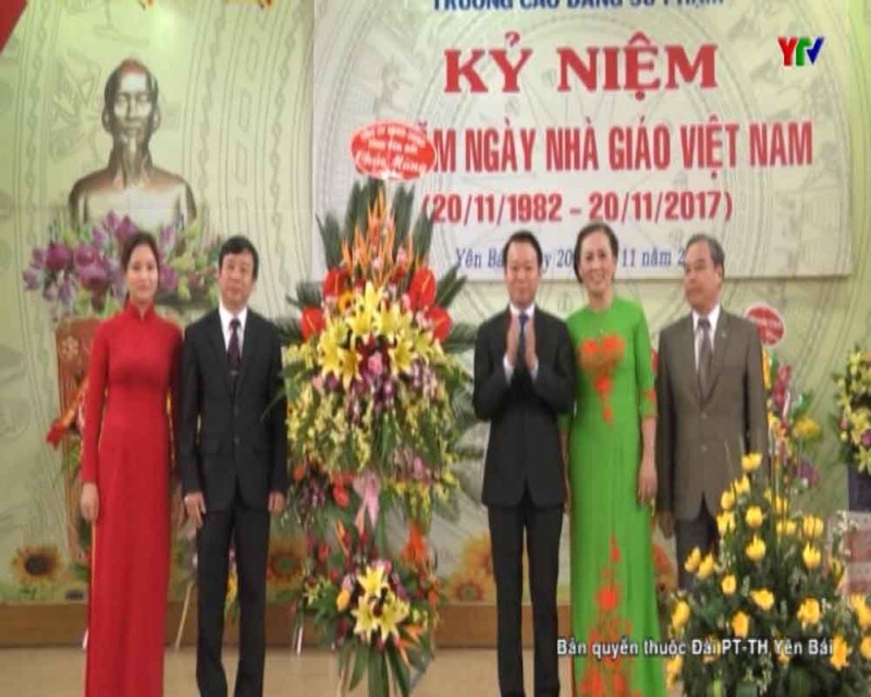 Đồng chí Chủ tịch UBND tỉnh Đỗ Đức Duy dự kỷ niệm 35 năm ngày Nhà giáo Việt Nam tại Trường Cao đẳng sư phạm Yên Bái.