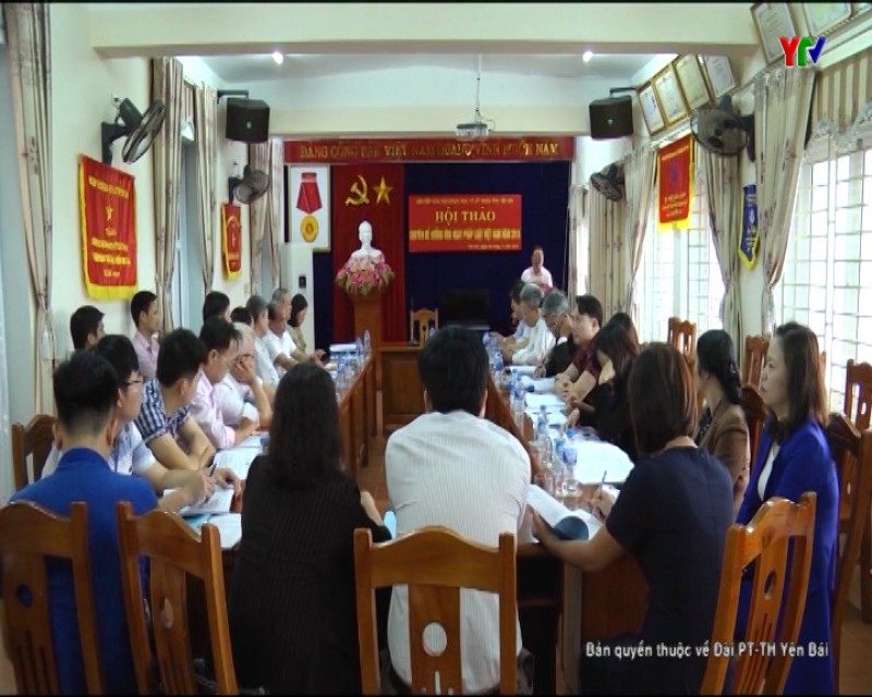 Hội thảo Chuyên đề hưởng ứng Ngày Pháp luật Việt Nam
