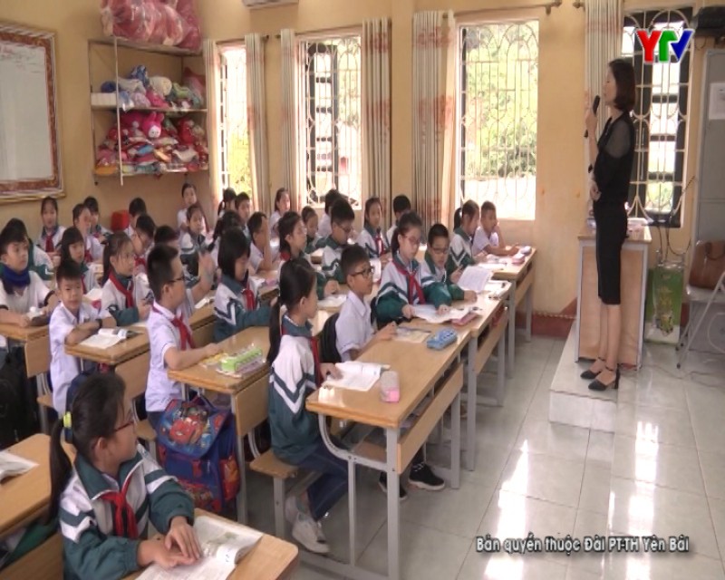 Trường Tiểu học Nguyễn Trãi - TP Yên Bái giữ vững trường đạt chuẩn quốc gia mức độ 2