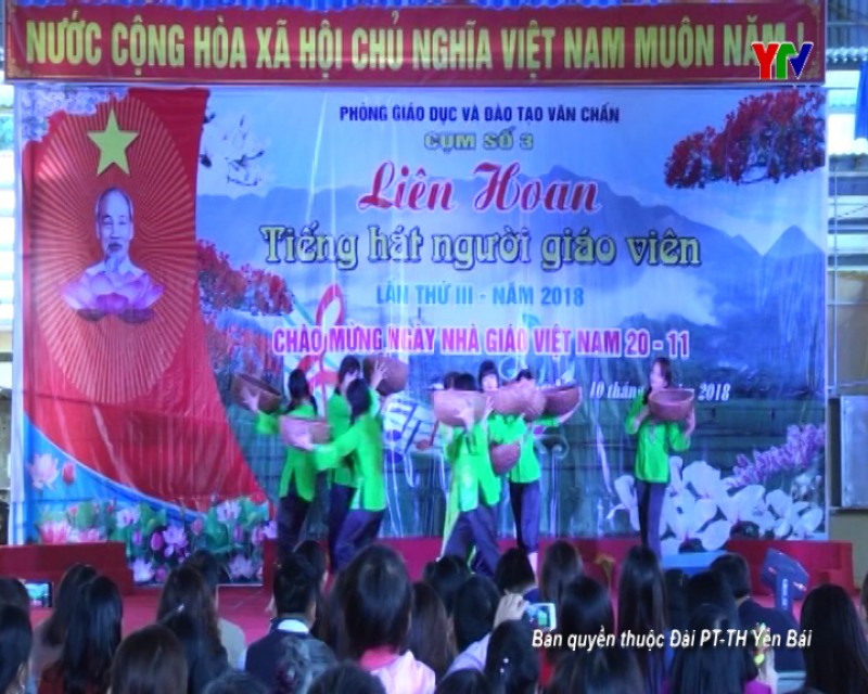 Liên hoan Tiếng hát Người giáo viên, cụm số 3 huyện Văn Chấn