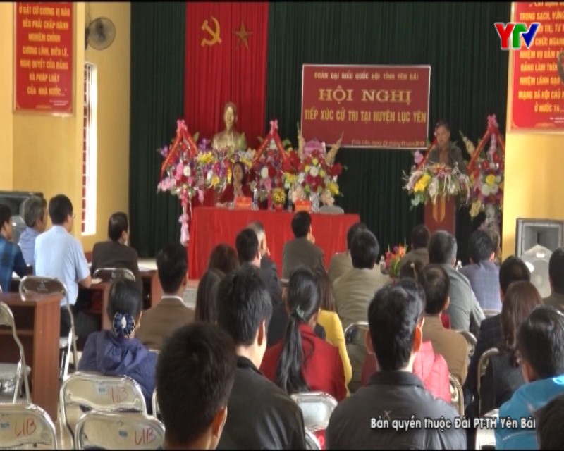 Đ/c Phó Bí thư TT Tỉnh ủy - Trưởng Đoàn ĐBQH tỉnh Dương Văn Thống tiếp xúc cử tri huyện Lục Yên
