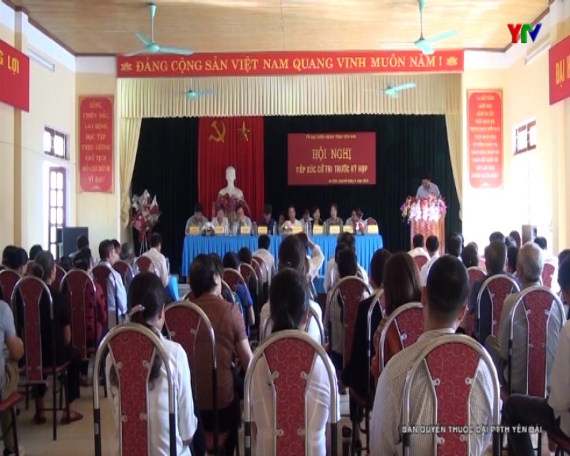 Tổ Đại biểu HĐND tỉnh và huyện Văn Yên tiếp xúc cử tri trước kỳ họp