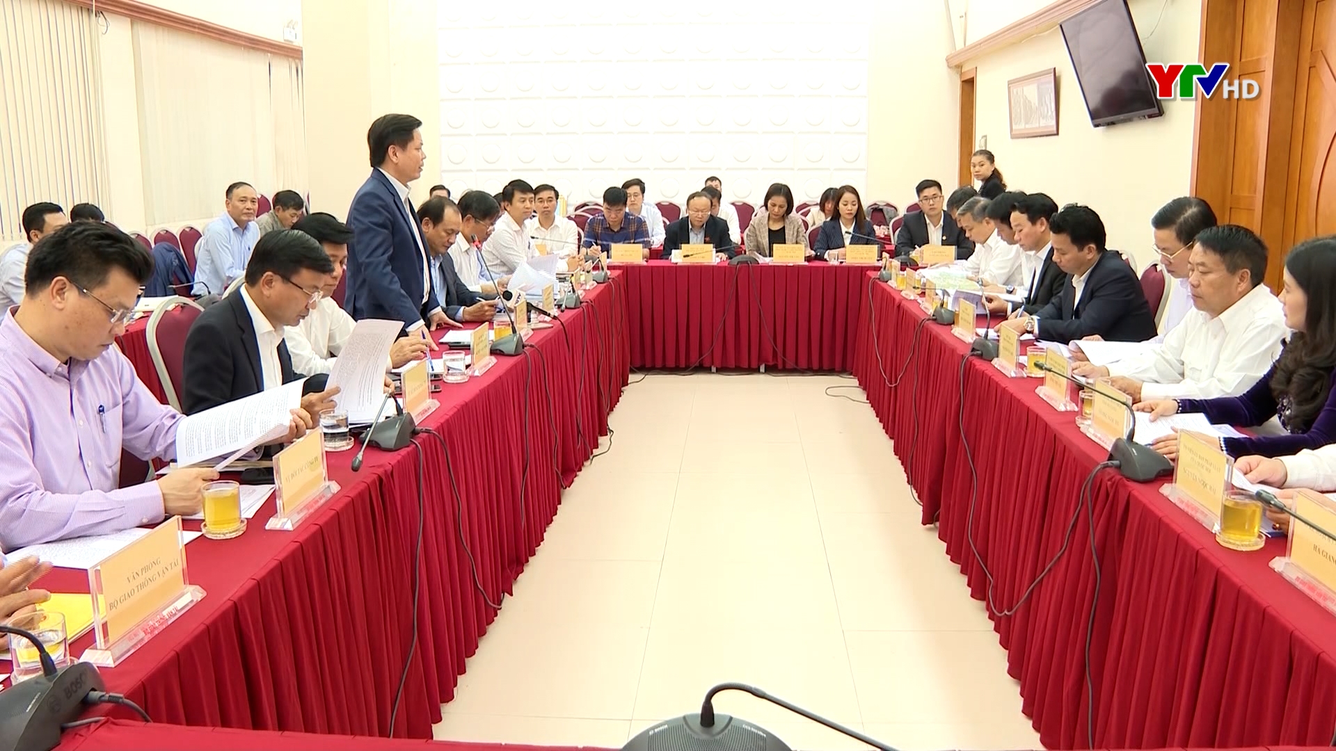 Đồng chí Bí thư Tỉnh ủy Đỗ Đức Duy và lãnh đạo tỉnh Hà Giang làm việc với Bộ Giao thông vận tải về dự án đường nối Hà Giang với cao tốc Nội Bài - Lào Cai