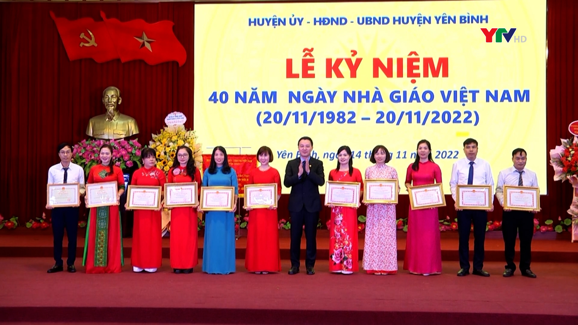 Huyện Yên Bình kỷ niệm 40 năm Ngày Nhà giáo Việt Nam