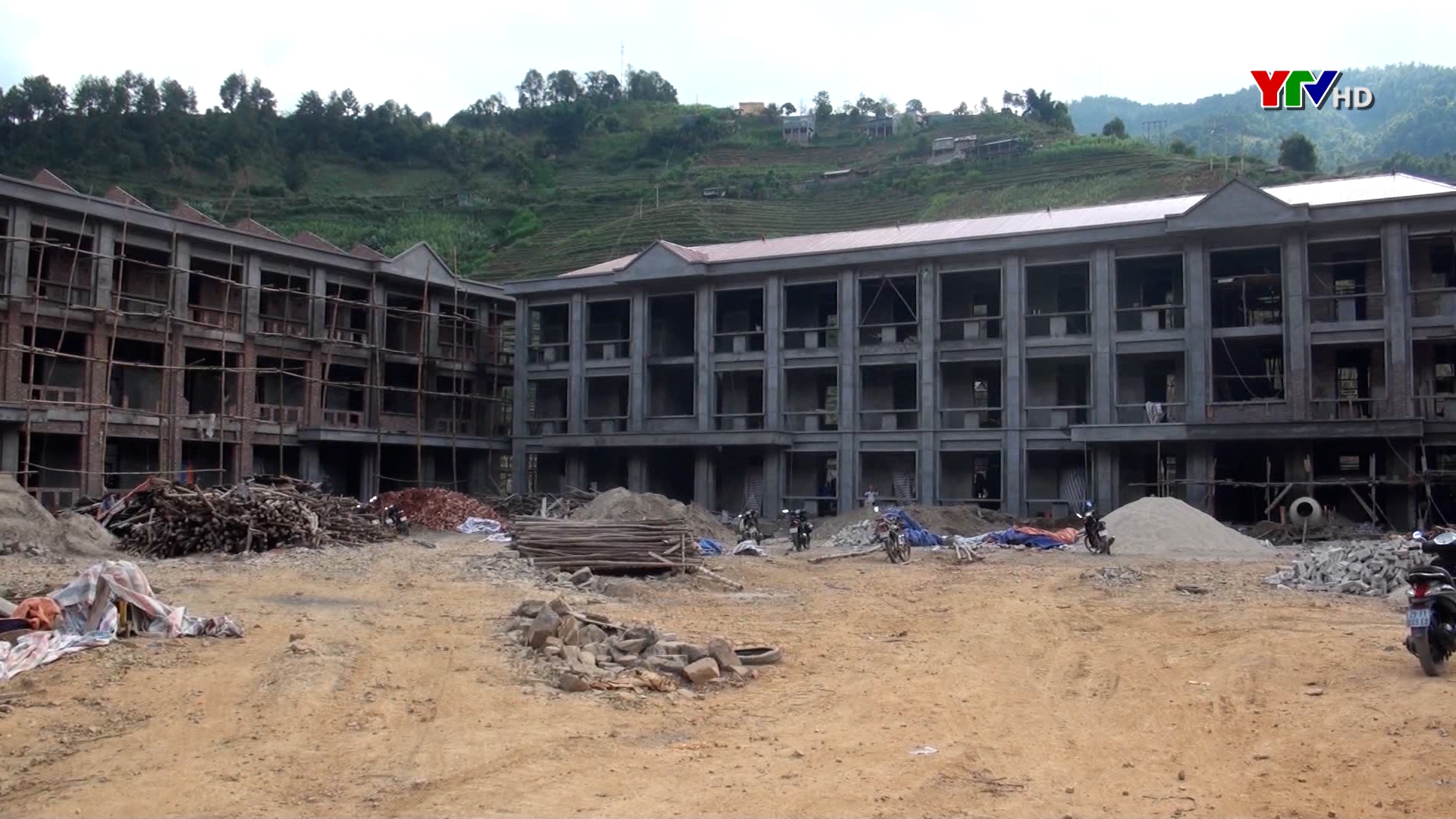 Công trình Trường PTDTBT - THCS Khao Mang huyện Mù Cang Chải phấn đấu hoàn thành trước tiến độ 3 tháng